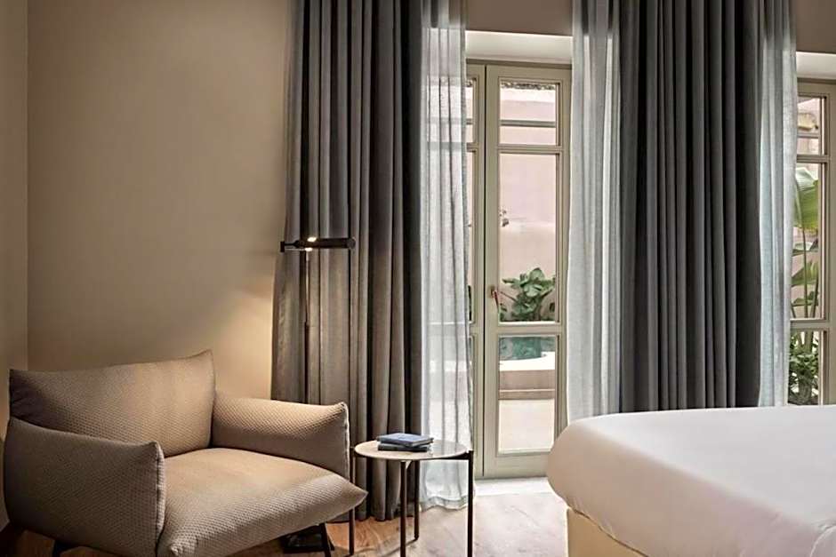 Domus Blanc Boutique Hotel