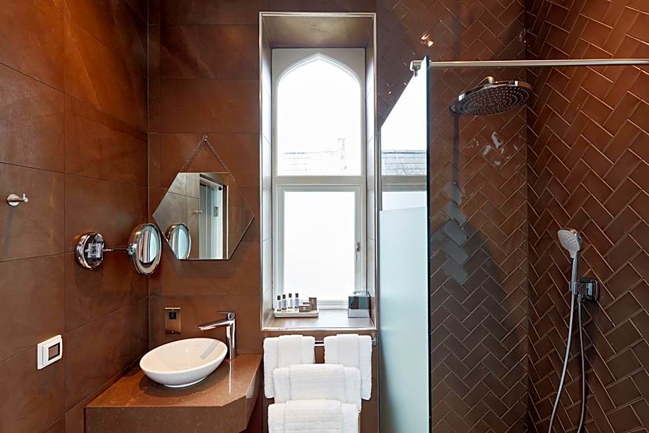 Oddfellows On The Park