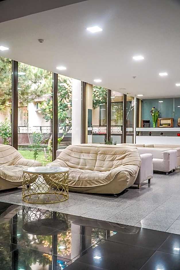 Hotel & MedSpa Siret