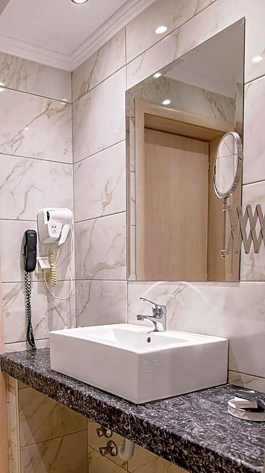 Vournelis Beach Hotel and Spa