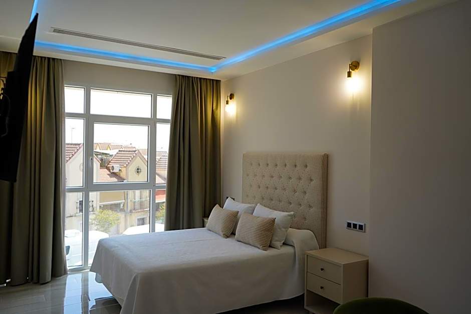 HOTEL DON RAMIRO
