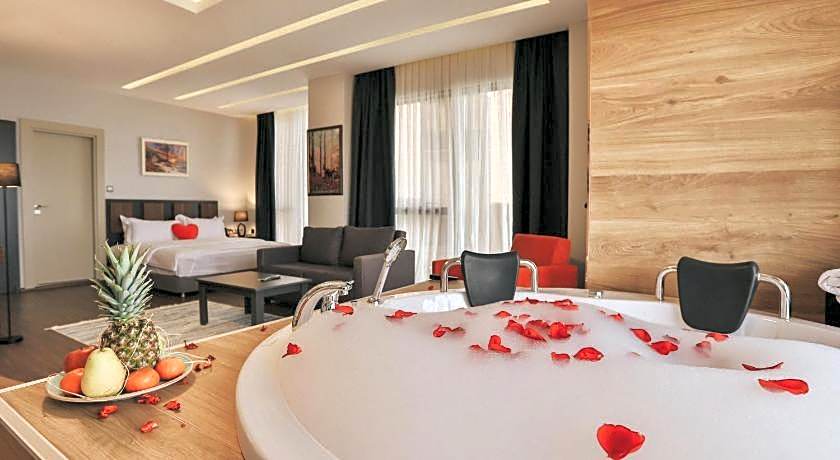 Peerless Villas Hotel