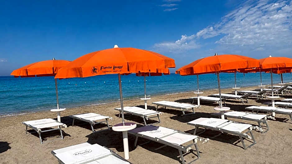 Delfino Beach - CDSHotels