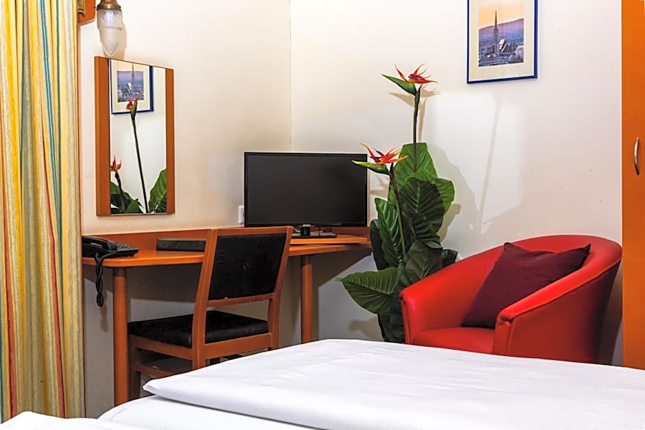 Suite Hotel 900m zur Oper