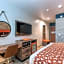 Hotel Lexen Newhall & Santa Clarita - Near Six Flags Magic Mountain