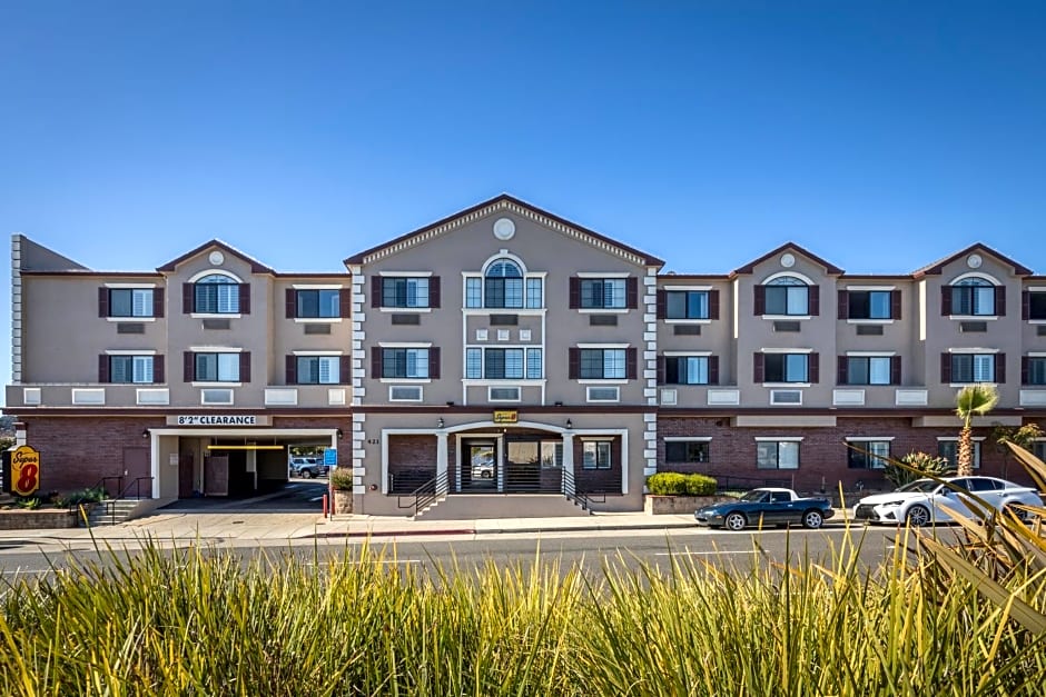 Super 8 by Wyndham San Francisco SFO Airport, San Bruno