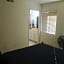 Bed and Breakfast in Hollywood Hills