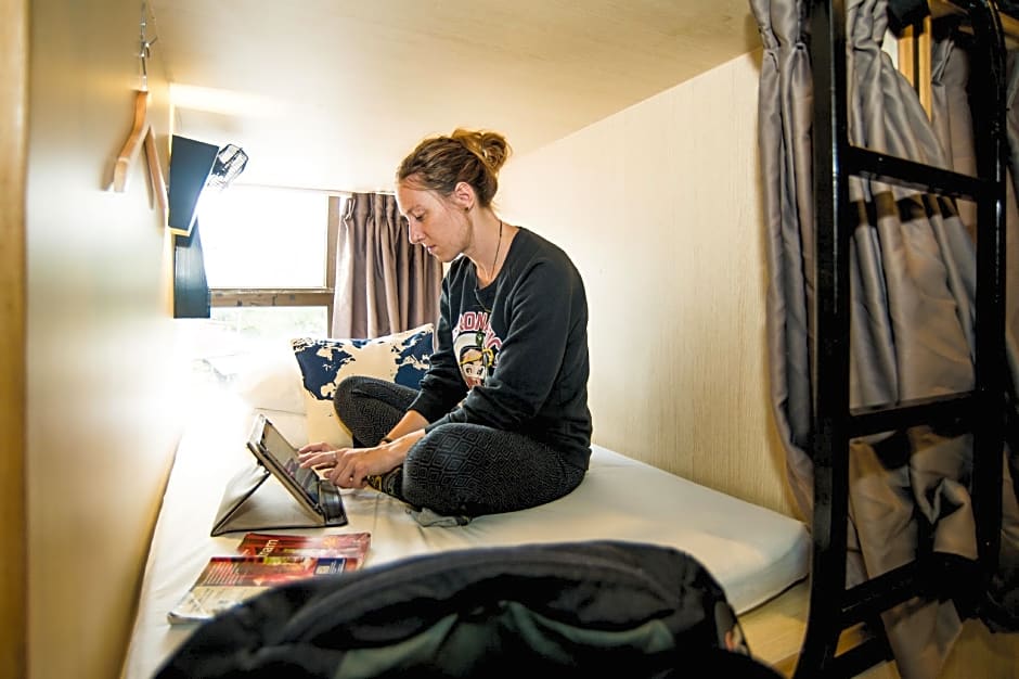 Traveller Bunker Hostel