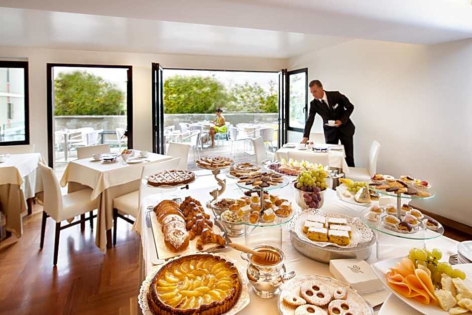 Sardegna Hotel - Suites & Restaurant