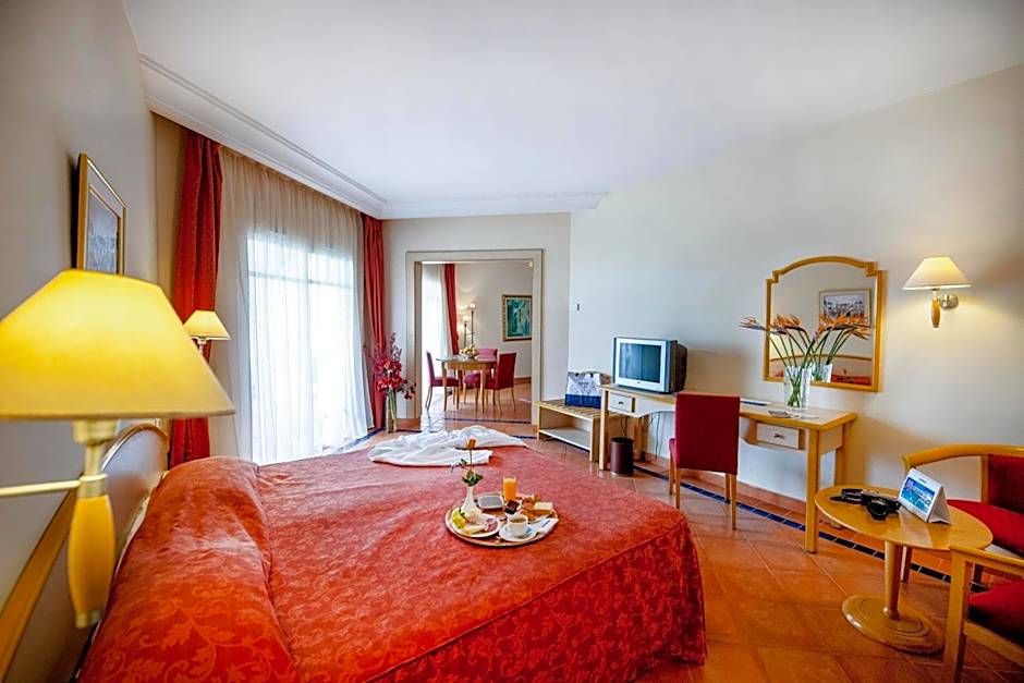 Medina Belisaire And Thalasso