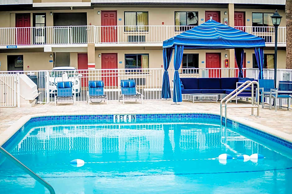 Hotel South Tampa & Suites