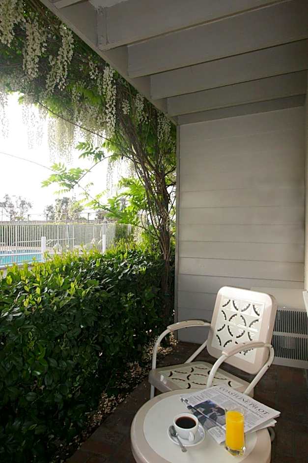 The Tides - Laguna Beach