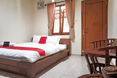 RedDoorz Syariah near Exit Tol Malang