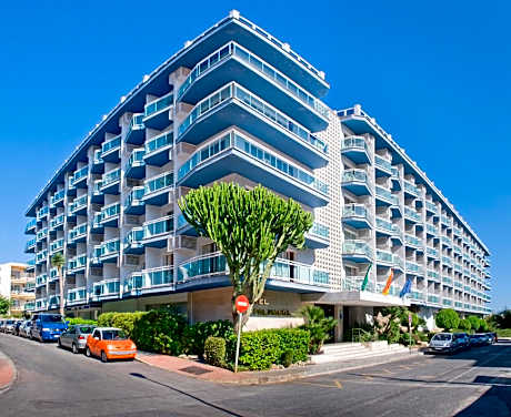 Double Room (2 Double Beds)