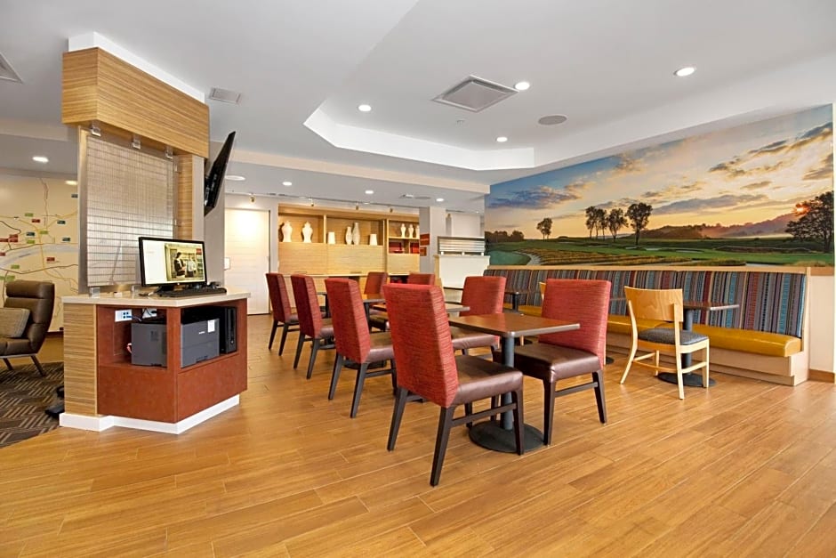 TownePlace Suites by Marriott Pittsburgh Harmarville