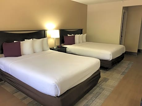 Suite with One Bathroom