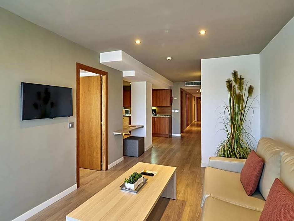 Photo 1 of 4 of Apartment
