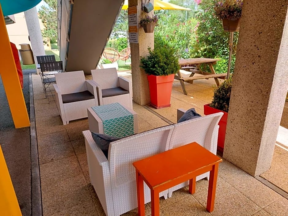 The Originals Access, Hotel Saintes Recouvrance