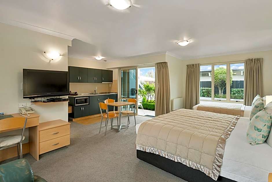 Colombo in the City Motel