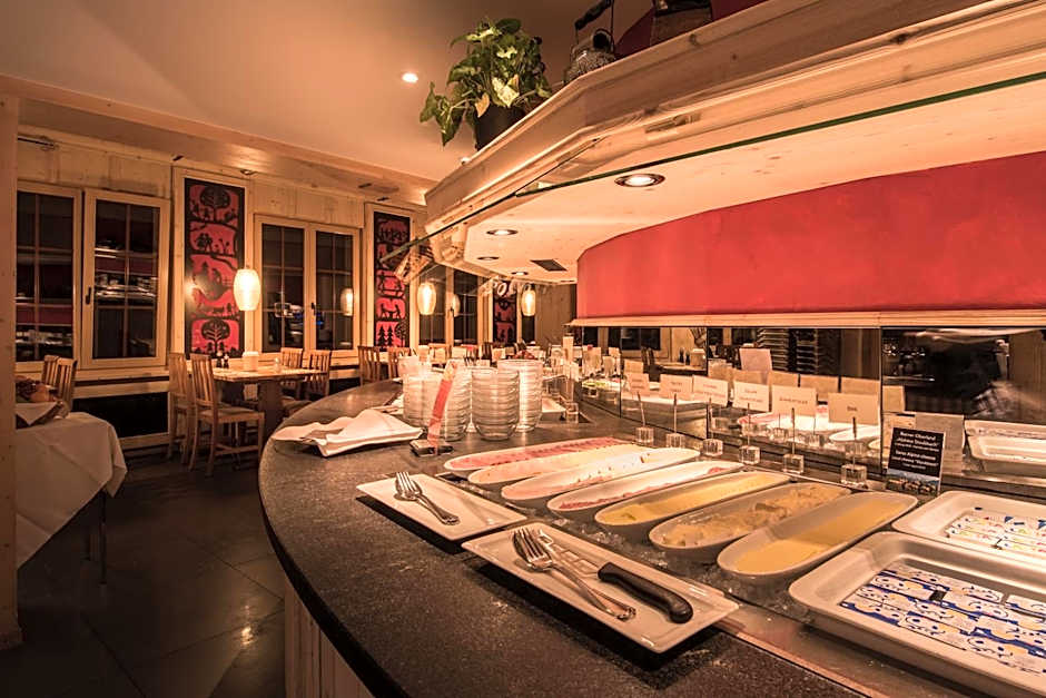 5th Floor Basic Rooms - shared bathrooms