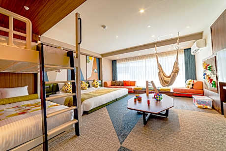 Kids Deluxe Room
