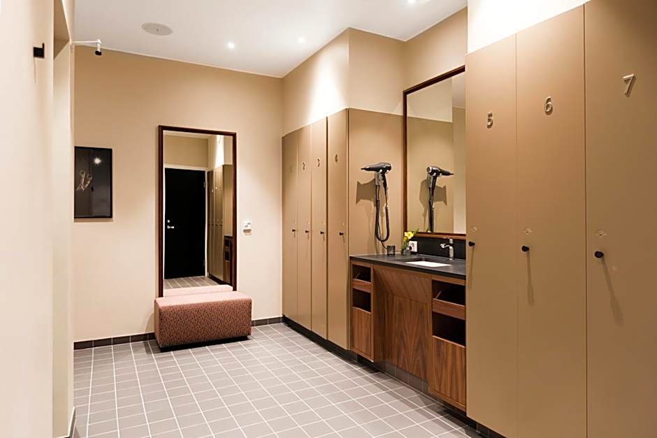 Elite Hotel Academia