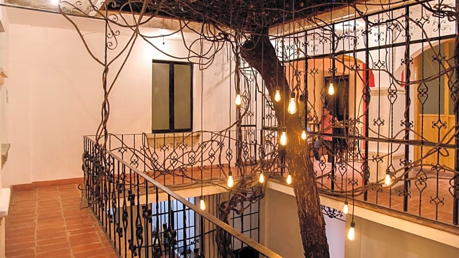 Agrado Guest House