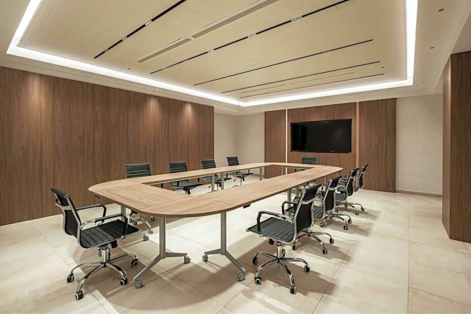 AC Hotel by Marriott St Julian's