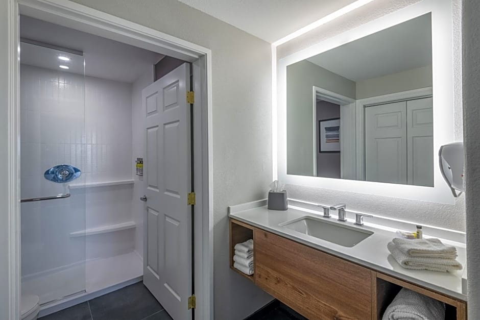Staybridge Suites Phoenix-Glendale By IHG