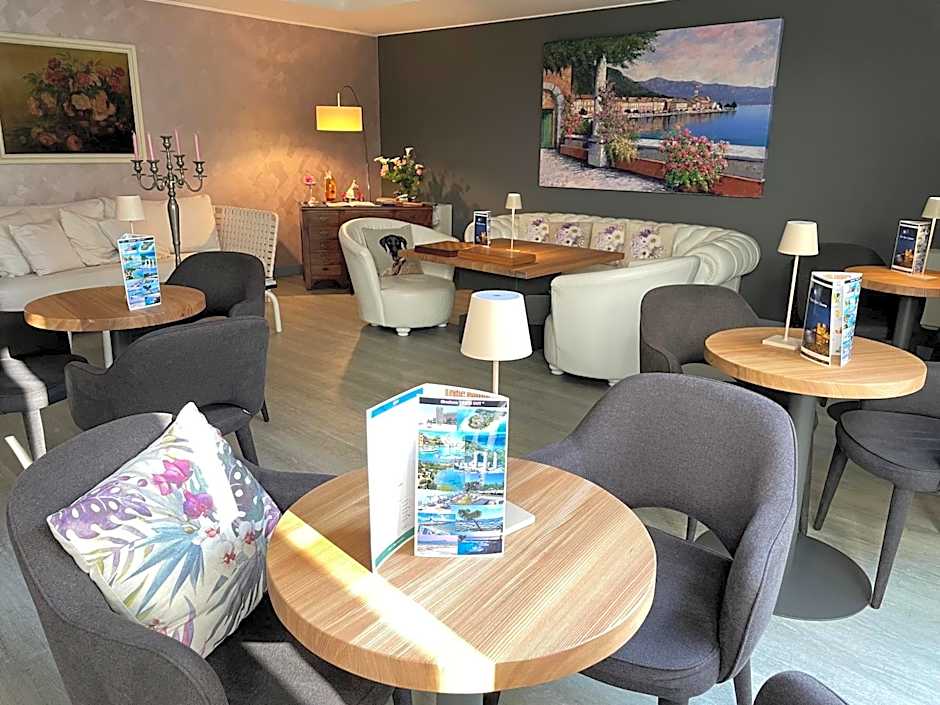 Hotel Alfieri by International