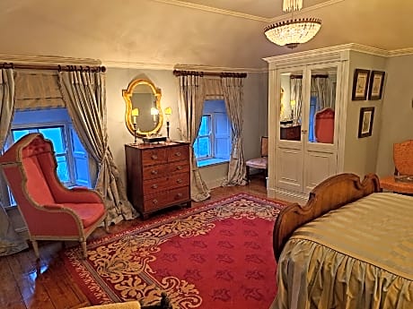 Double room-Premier-Ensuite with Shower-Street View-The French Room