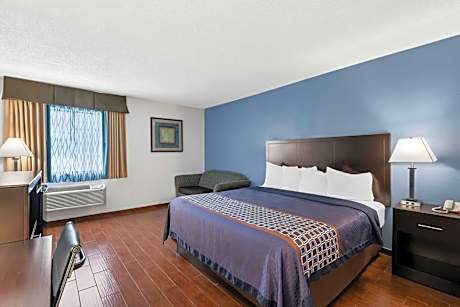 Queen Room with Sofa Bed