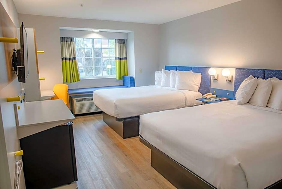 Microtel Inn & Suites by Wyndham Kingsland Naval Base I-95