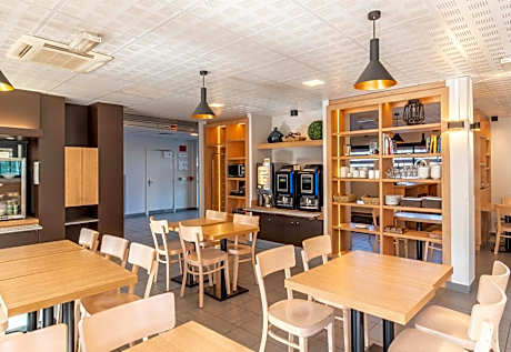 B&B HOTEL Limoges Centre Gare