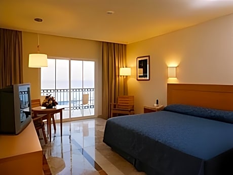 Ocean View King Room - Non-Smoking