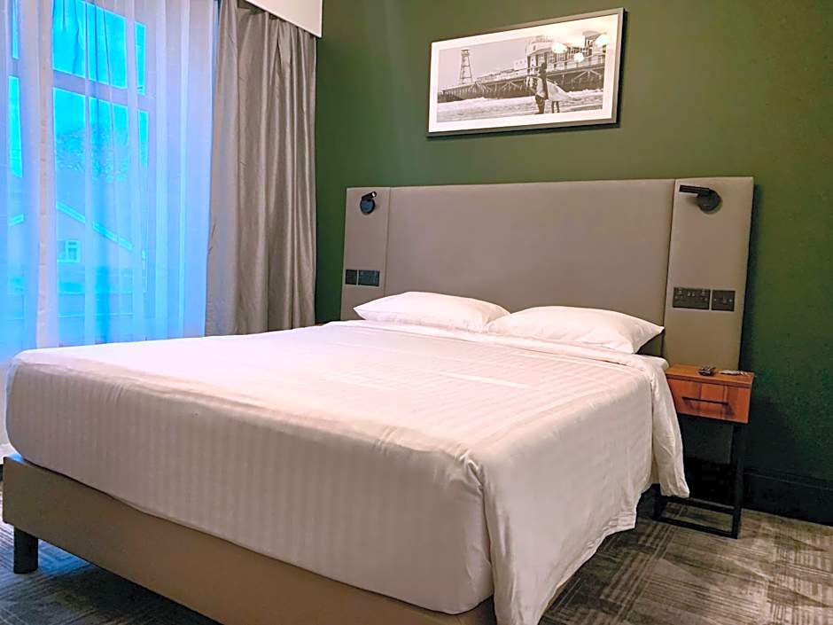 Park Inn by Radisson Bournemouth