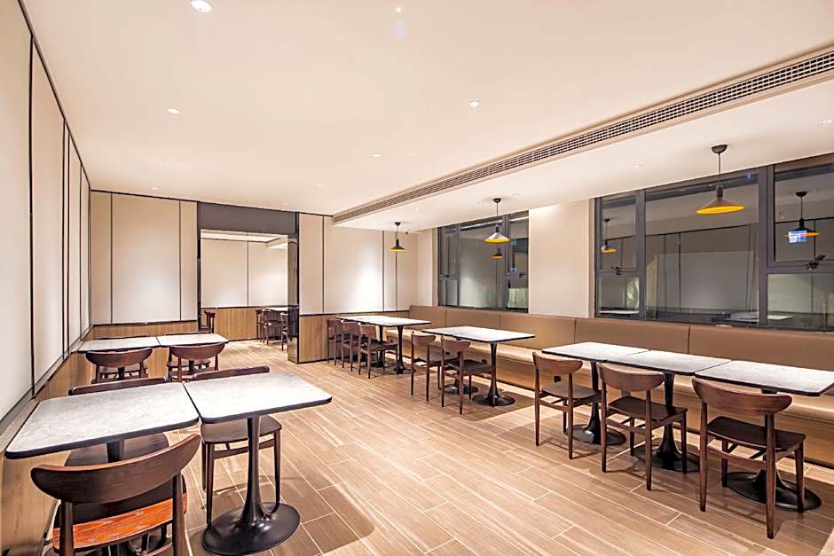 Hanting Hotel Puyang Huanghe Road