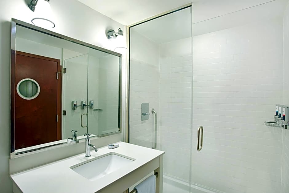 Four Points By Sheraton Philadelphia City Center