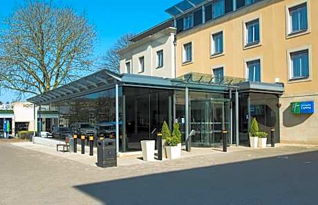 Holiday Inn Express Bath