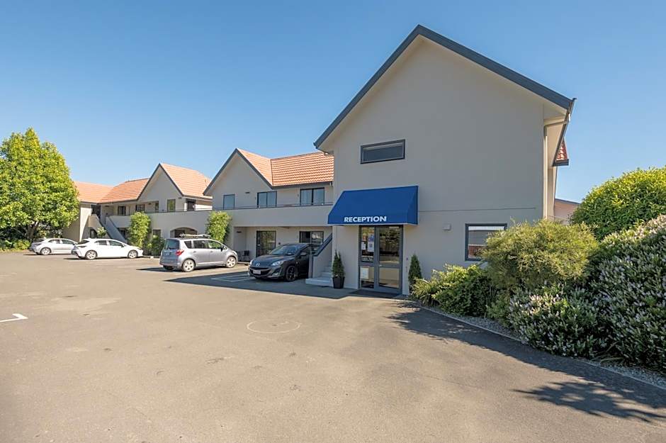 Photo 1 of 46 of Bella Vista Motel Nelson