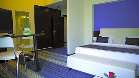 Junior Suite with Mountain View