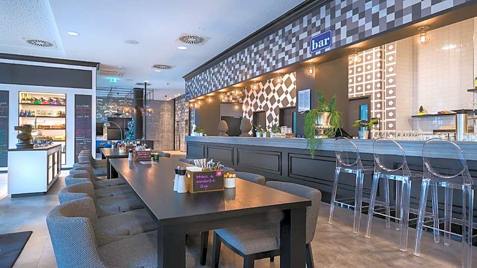 HOLIDAY INN - THE NIU SQUARE MANNHEIM By IHG