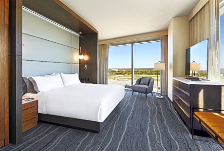 One-Bedroom Suite with Sofa Bed