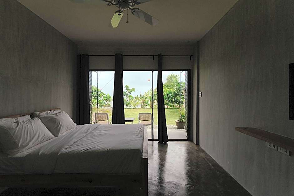 Katig Beachfront Boutique Hotel