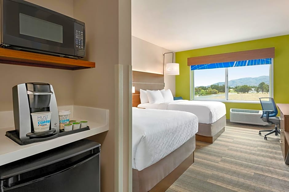 Holiday Inn Express & Suites - Ukiah By IHG