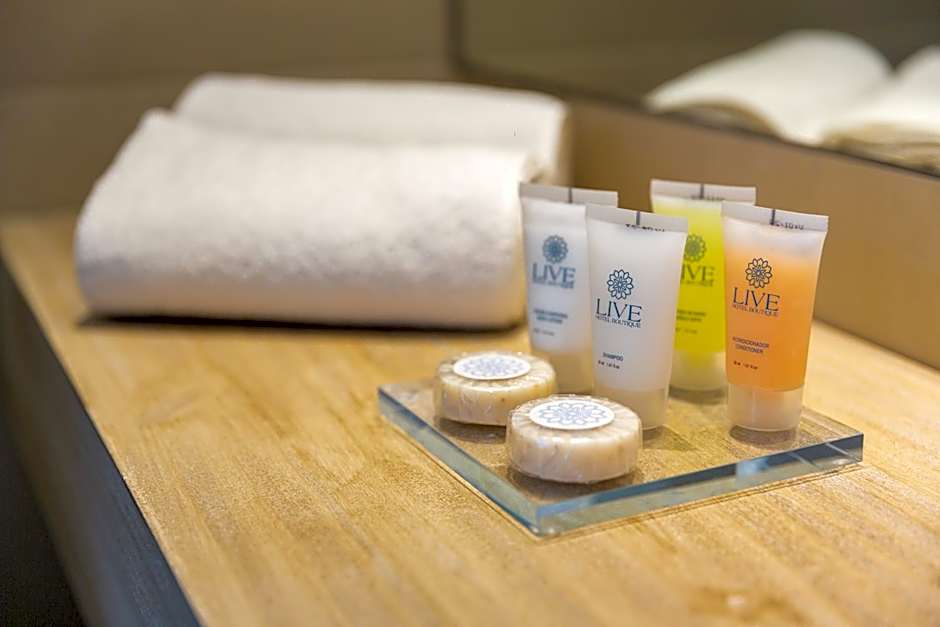 Live Hotel Boutique (Adults only)