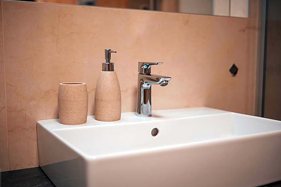 MOLO LIPNO RESIDENCE