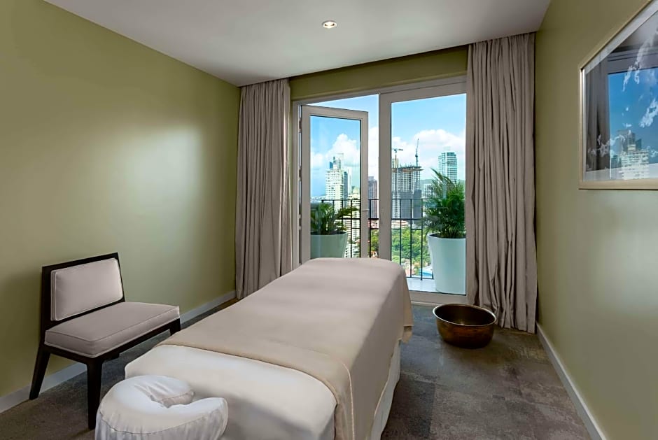 The Bristol Panama, a Registry Collection Hotel