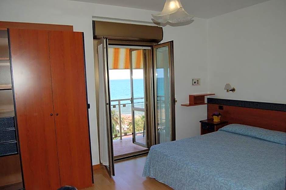 Hotel Tassoni Maison