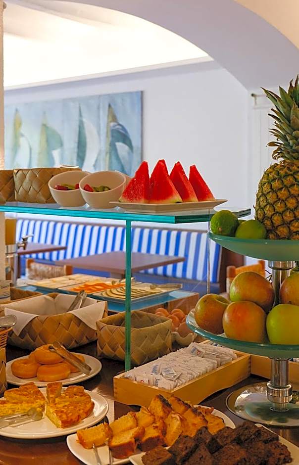 Hotel Blaumar Cadaqués by Fimedhotels